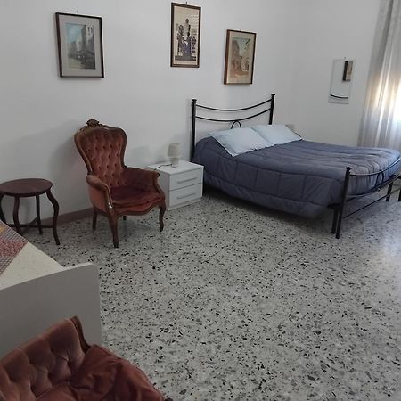 A Casa Di Adele Bed and Breakfast Caserta Buitenkant foto
