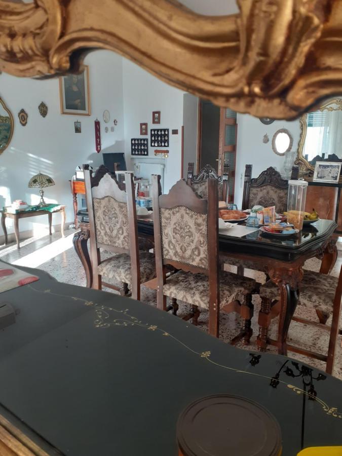 A Casa Di Adele Bed and Breakfast Caserta Buitenkant foto